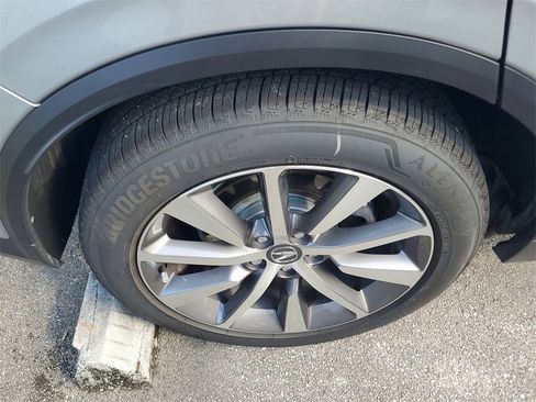 Used 2025 Acura MDX w/ Technology Package image 9