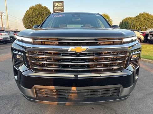 Used 2026 Chevrolet Traverse LT AWD/4WD image 10