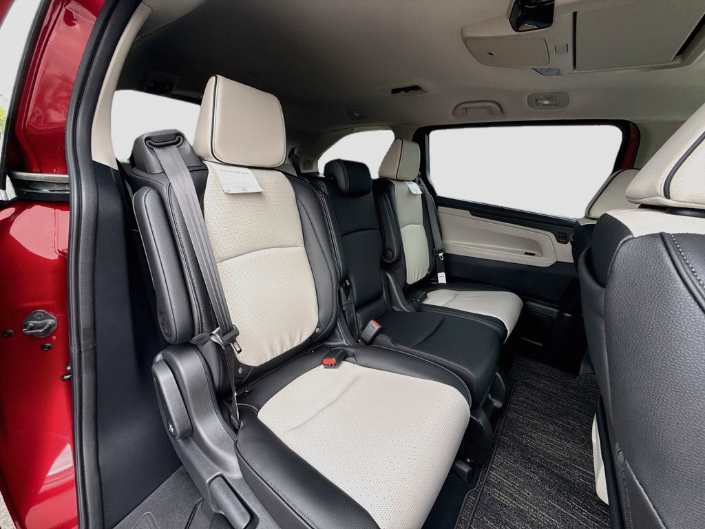 New 2026 Honda Odyssey Elite image 35