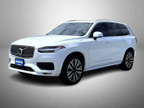 Used 2020 Volvo XC90 T5 Momentum w/ Protection Package Premier AWD/4WD image 1