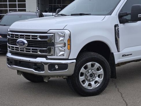 Used 2024 Ford F350 XLT w/ FX4 Off-Road Package image 2