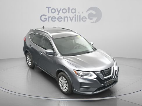 Used 2017 Nissan Rogue S w/ Appearance Package FWD image 21