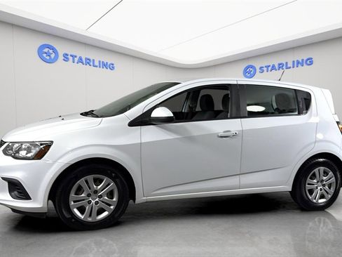 Used 2019 Chevrolet Sonic LT image 2