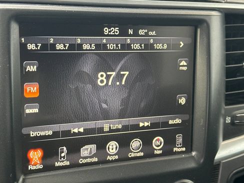 Used 2017 RAM 1500 Limited AWD/4WD image 14