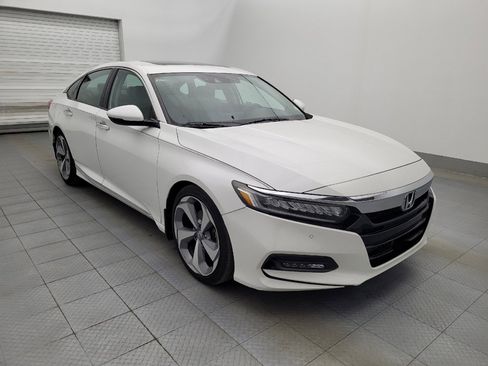 Used 2018 Honda Accord Touring image 13