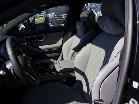 Used 2023 Mercedes-Benz S 580 4MATIC Sedan image 18