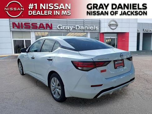 Used 2024 Nissan Sentra S FWD image 5