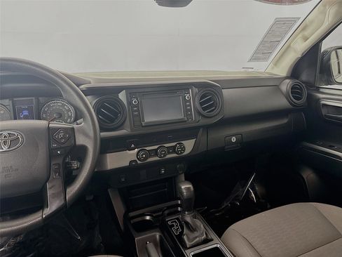 Used 2019 Toyota Tacoma SR image 47