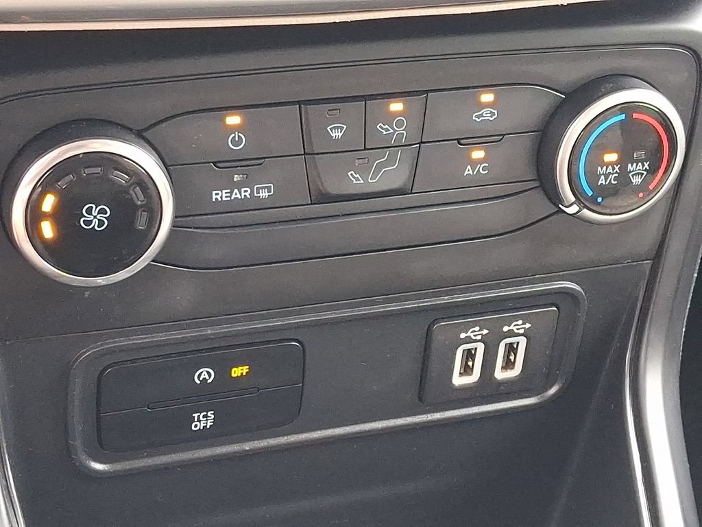 Used 2020 Ford EcoSport S AWD/4WD image 18
