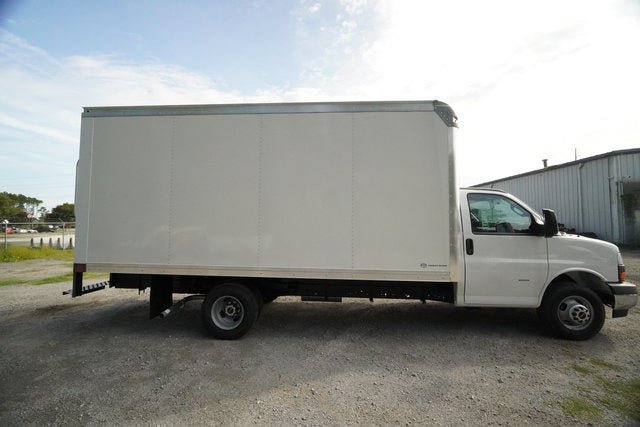 New 2026 GMC Savana 3500 Extended w/ Power Convenience Package RWD image 2