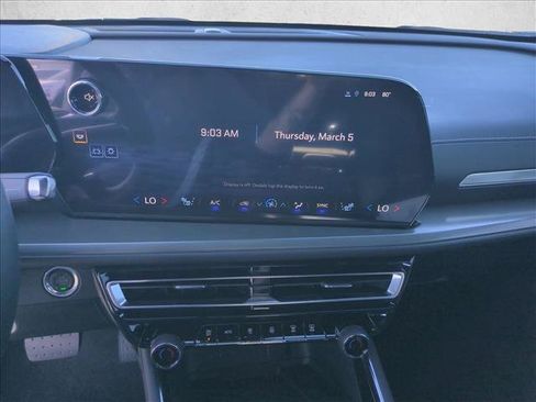 New 2026 Chevrolet Traverse LT w/ Driver Confidence Package FWD image 12