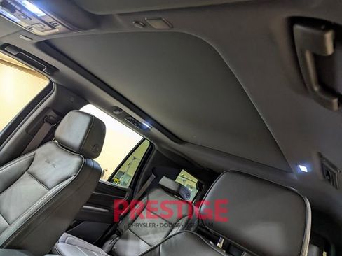 Used 2024 GMC Yukon Denali image 30