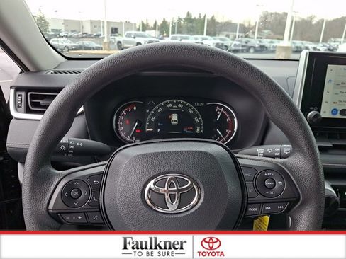 Certified 2025 Toyota RAV4 LE image 18