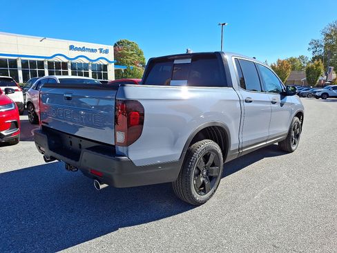 New 2026 Honda Ridgeline Black Edition image 4