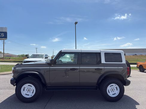New 2026 Ford Bronco Heritage Edition AWD/4WD image 8