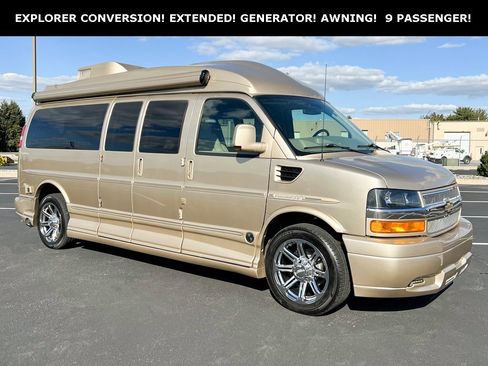 Used 2013 Chevrolet Express 2500 Extended image 1