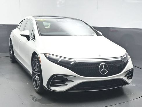 Certified 2022 Mercedes-Benz EQS 450+ Sedan image 2