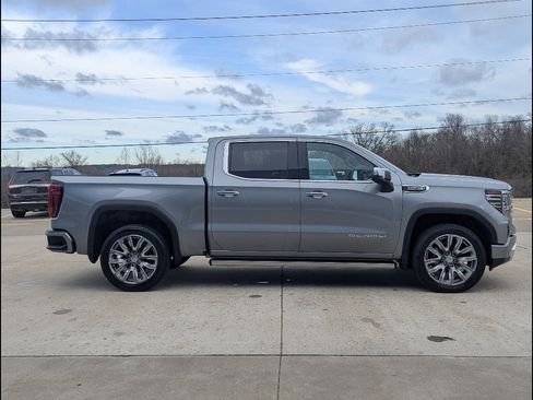 Used 2025 GMC Sierra 1500 Denali w/ Denali Reserve Package image 6