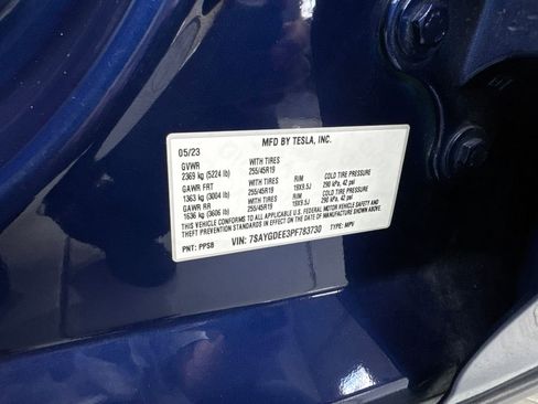 Used 2023 Tesla Model Y Long Range AWD/4WD image 80