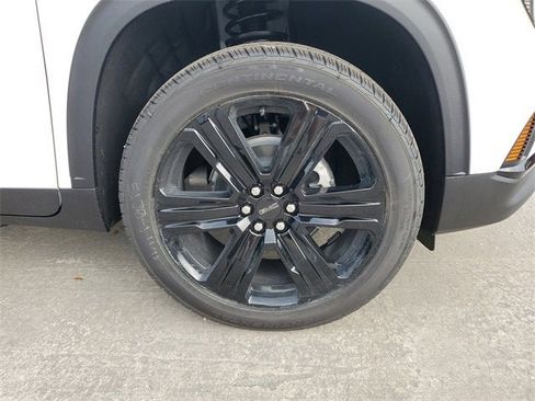 New 2026 GMC Acadia Elevation image 6