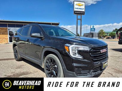 Used 2024 GMC Terrain SLE w/ Driver Convenience Package
