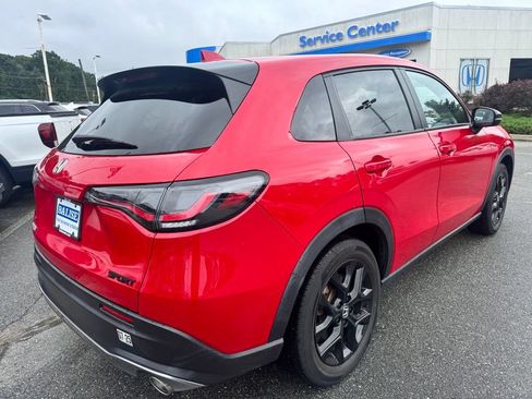 Used 2024 Honda HR-V Sport image 5