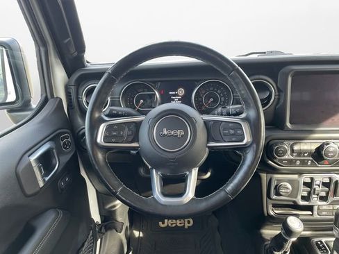Used 2020 Jeep Wrangler Unlimited Sahara w/ Uconnect 4C Nav & Sound Group image 12