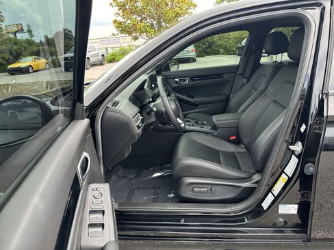 Used 2025 Honda Civic Sport Touring image 10