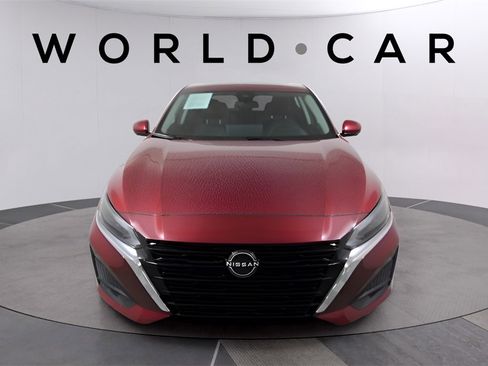 Used 2023 Nissan Altima 2.5 SL image 2