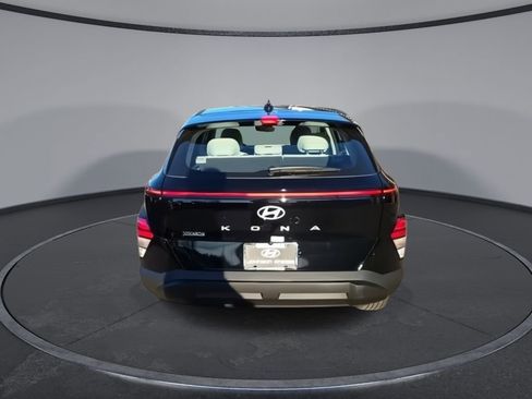 New 2026 Hyundai Kona SE image 7