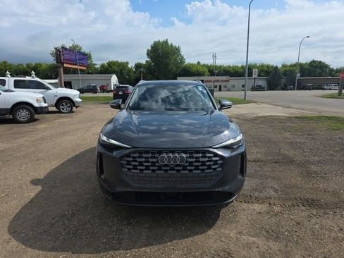 Used 2025 Audi Q5 Premium AWD/4WD image 2