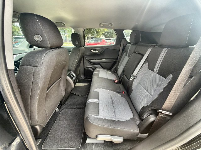 Used 2024 Chevrolet Blazer LT w/ Convenience Package FWD image 24