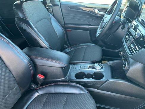 Used 2024 Ford Escape ST-Line image 13