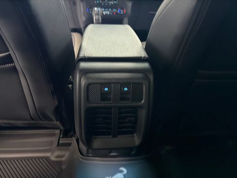New 2026 Ford Bronco Outer Banks w/ Sasquatch Package AWD/4WD image 14