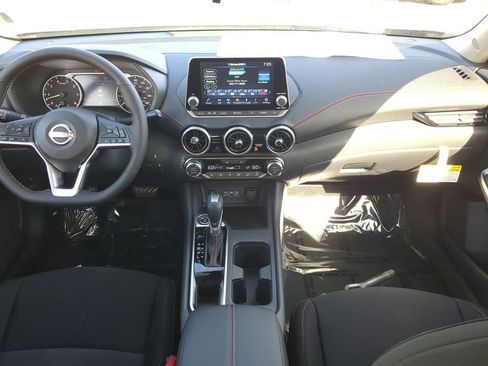 New 2025 Nissan Sentra SR image 14