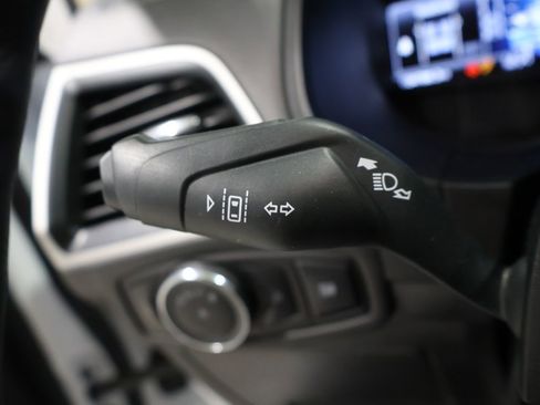 Used 2024 Ford Edge SEL image 33