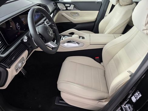 New 2026 Mercedes-Benz GLS 450 4MATIC image 6