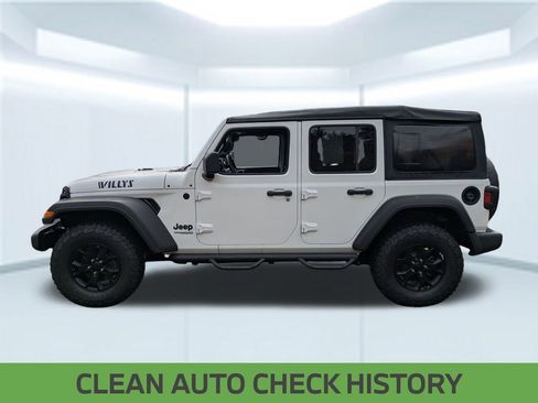 Used 2021 Jeep Wrangler Unlimited Willys image 2