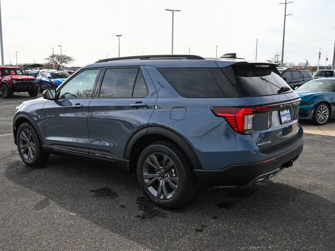 New 2026 Ford Explorer Active w/ Active Comfort Package image 7