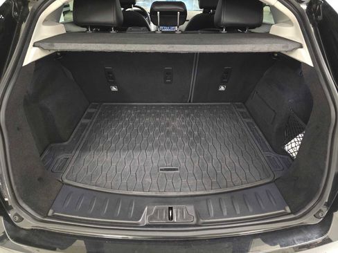 Used 2018 Jaguar E-PACE SE image 17