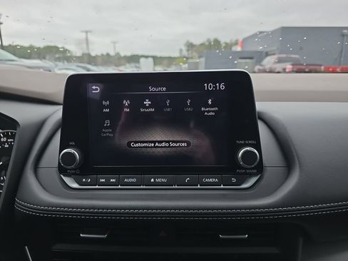 Used 2023 Nissan Rogue SV w/ SV Premium B Package image 25