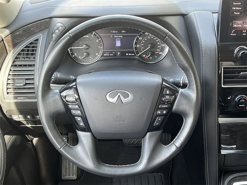 Used 2024 INFINITI QX80 Luxe image 2