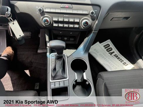 Used 2021 Kia Sportage LX w/ LX AWD Popular Package image 21