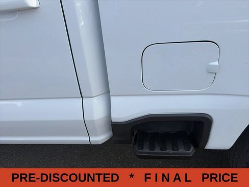 Used 2024 Ford F250 Lariat AWD/4WD image 10