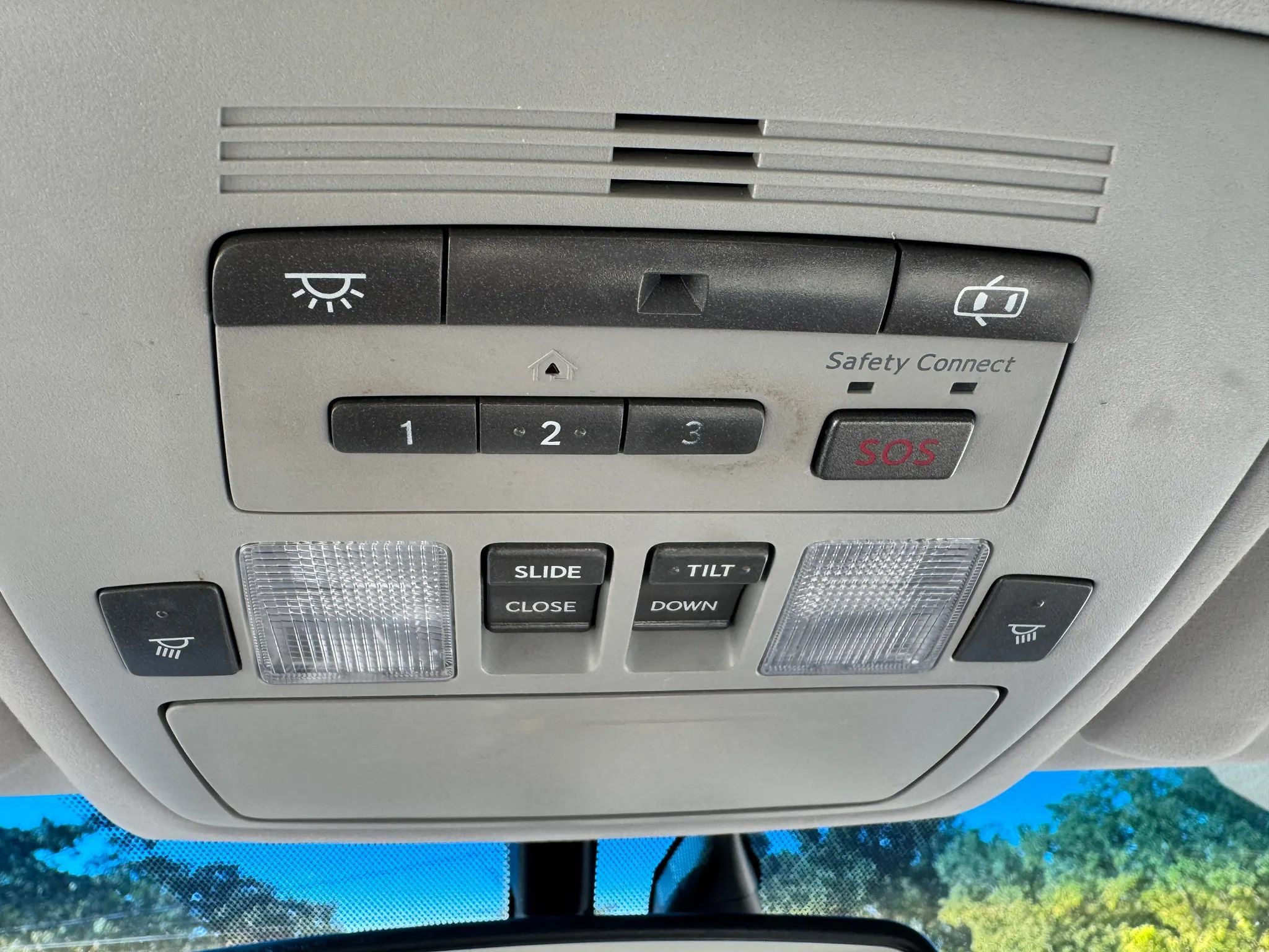 Used 2011 Lexus ES 350 w/ Preferred Accessory Package FWD image 37