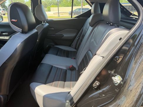 Used 2022 Nissan Kicks SR w/ Premium Package FWD image 12