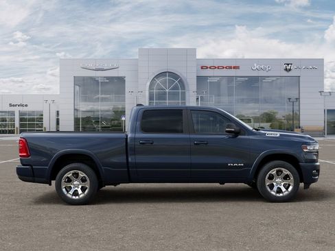 New 2026 RAM 1500 4x4 Crew Cab image 21