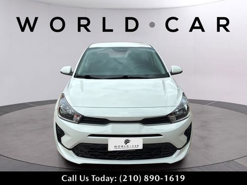 Used 2023 Kia Rio LX FWD image 4