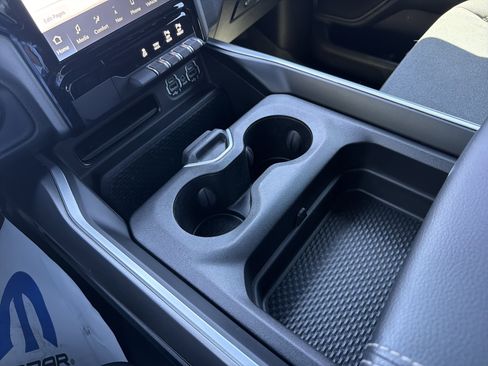 Certified 2022 RAM 1500 Big Horn AWD/4WD image 18