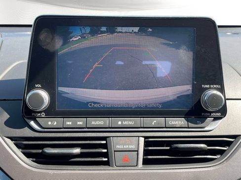 Used 2024 Nissan Altima 2.5 SR FWD image 27